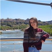 Doy clases de todas las asignaturas, especialmente las de ciencias, para la ESO y primaria